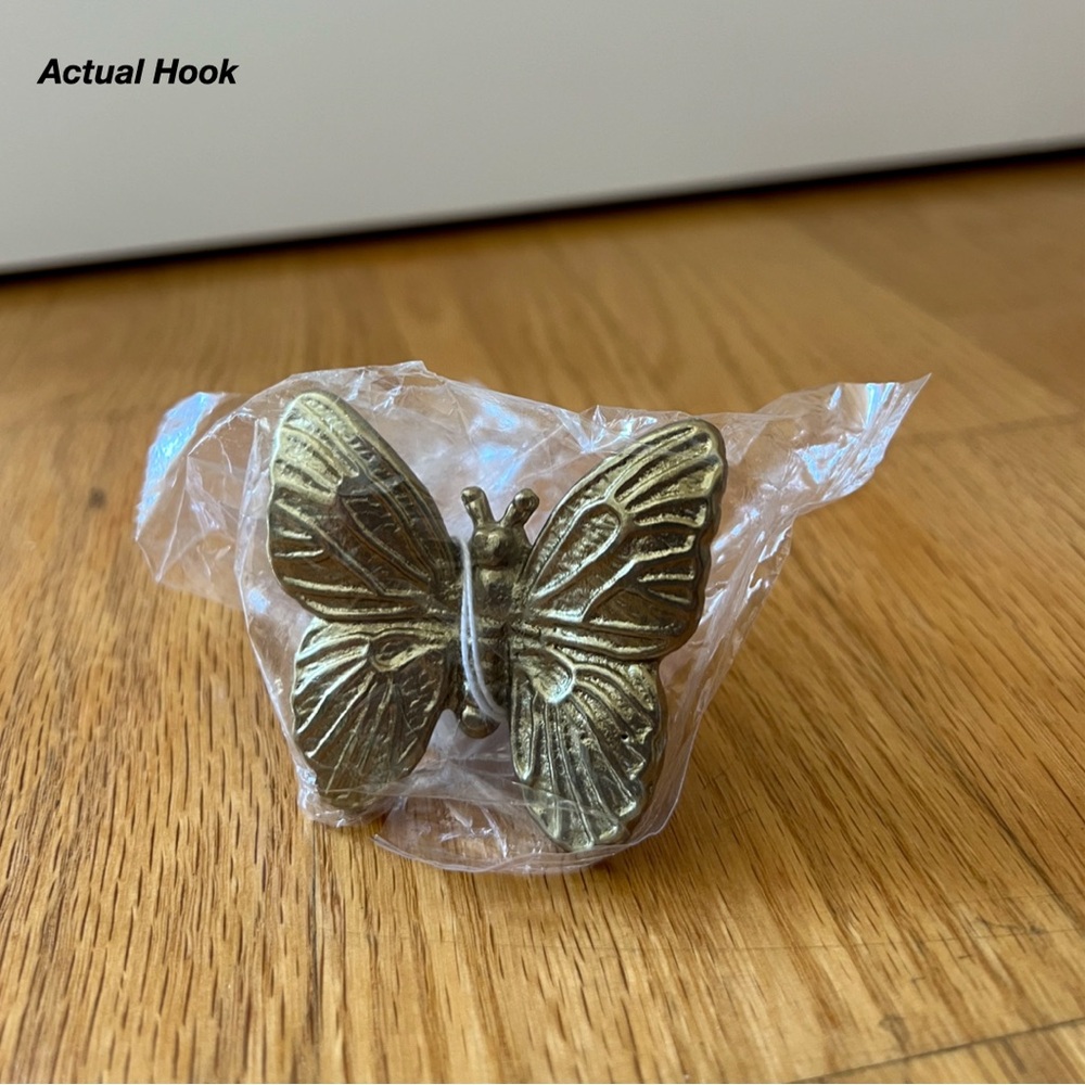 NWT: URBAN OUTFITTERS BUTTERFLY WALL HOOK IN GOLD (O/S) - Picture 4 of 5